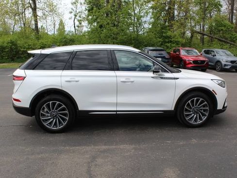 Certified 2023 Lincoln Corsair Reserve w/ Equipment Group 201A AWD/4WD image 2