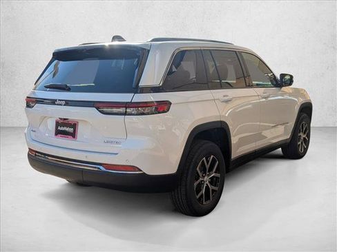 New 2025 Jeep Grand Cherokee Limited w/ Luxury Tech Group II image 2