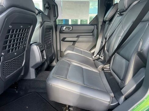 New 2025 Ford Bronco Badlands image 5