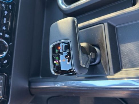 New 2026 GMC Sierra 1500 SLT w/ SLT Premium Package image 10