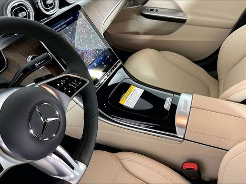 New 2026 Mercedes-Benz C 300 4MATIC Sedan image 8