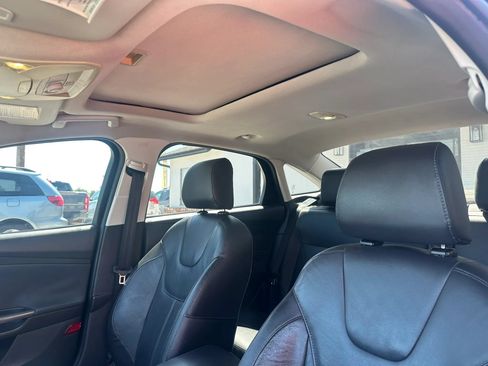 Used 2016 Ford Focus SE w/ Equipment Group 201A FWD image 42