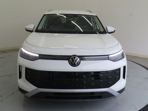 New 2026 Volkswagen Tiguan S image 10