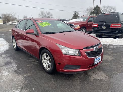 Used 2014 Chevrolet Cruze LT image 3