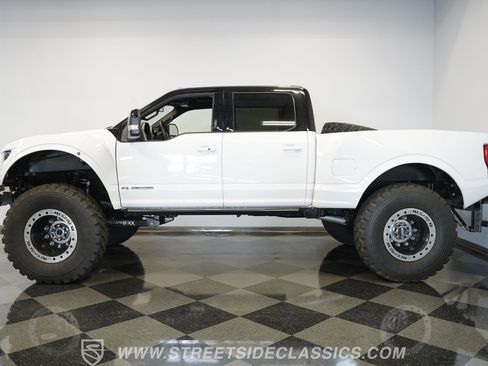 Used 2022 Ford F250 Lariat w/ Lariat Ultimate Package image 8
