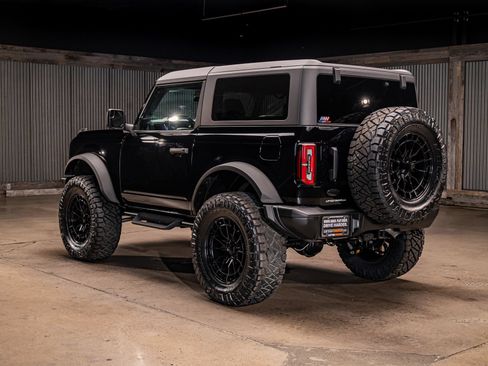 Used 2023 Ford Bronco Badlands w/ Sasquatch Package AWD/4WD image 7