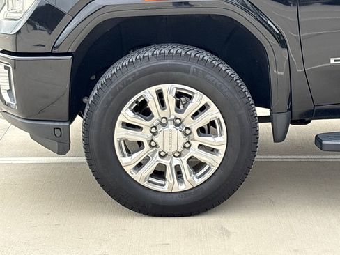 Used 2020 GMC Sierra 2500 Denali w/ Denali Ultimate Package image 14