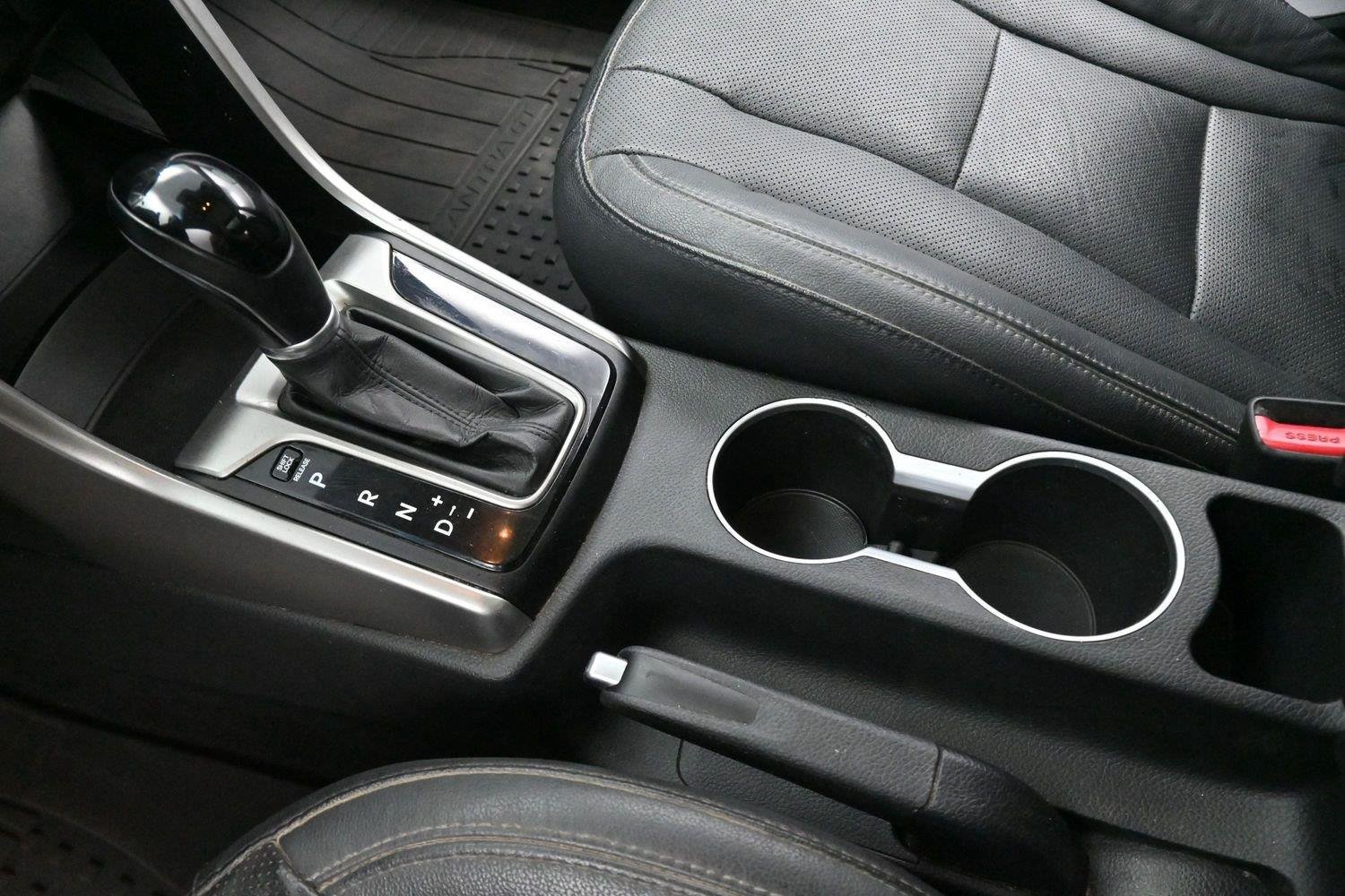 Used 2013 Hyundai Elantra GT w/ Style Pkg FWD image 23