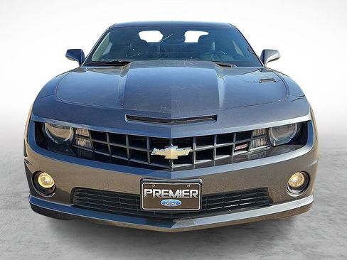 Used 2010 Chevrolet Camaro SS w/ RS Package RWD image 3