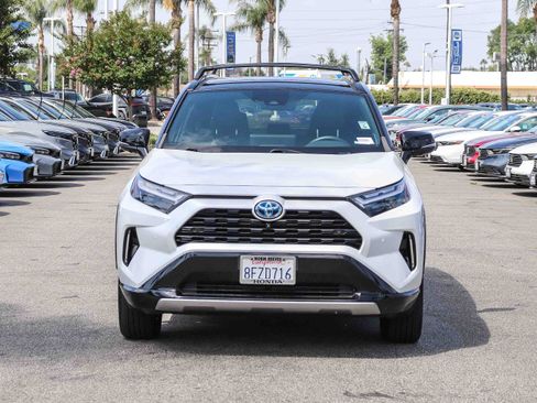 Used 2023 Toyota RAV4 XSE AWD/4WD image 2