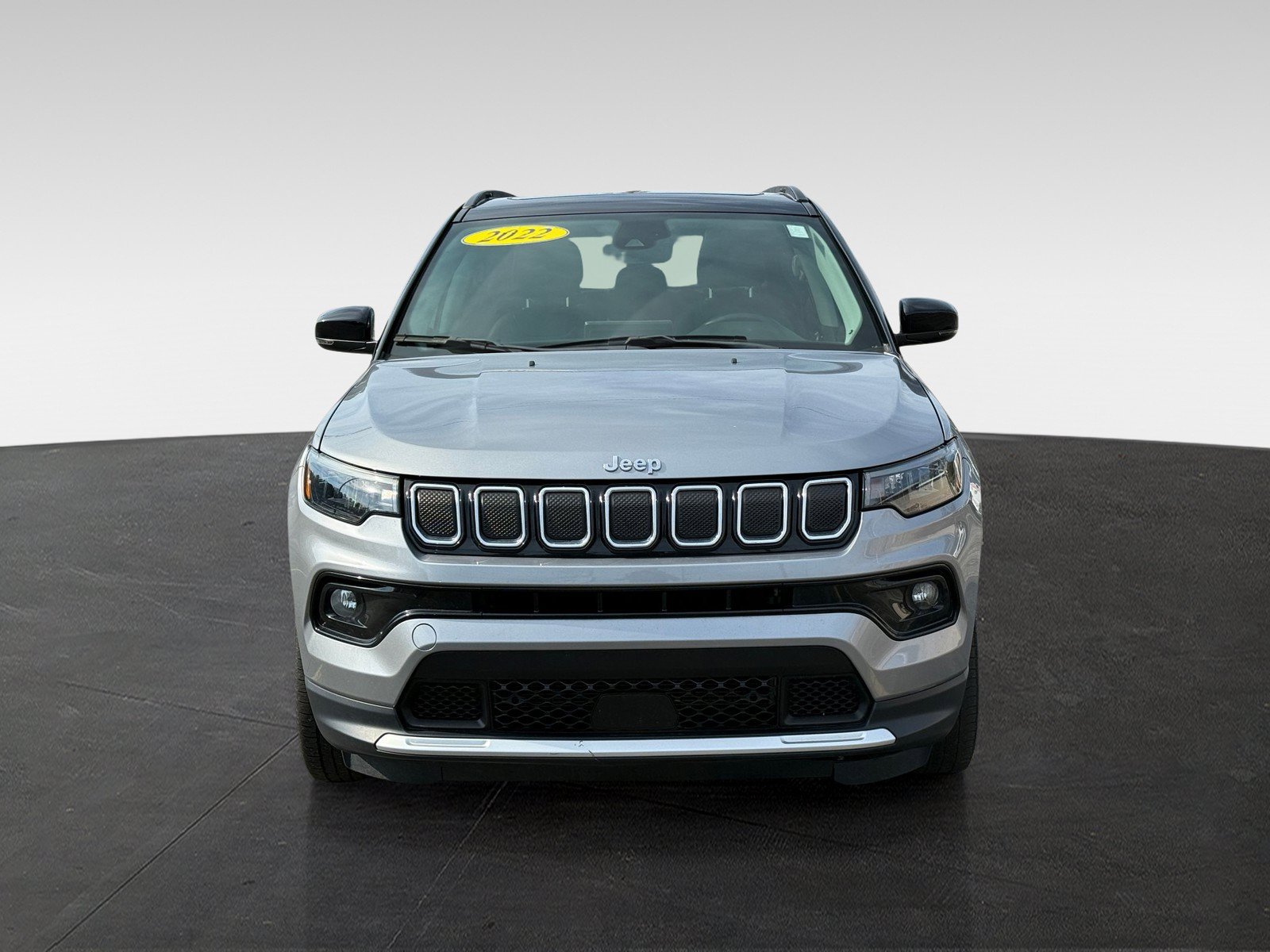 Used 2022 Jeep Compass Limited w/ Sun and Sound Group AWD/4WD image 2