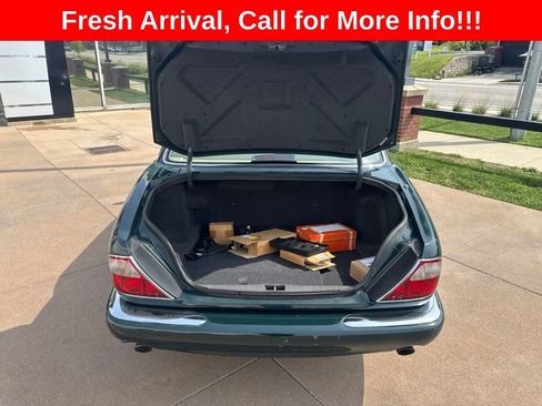 Used 1998 Jaguar XJ8 RWD image 28