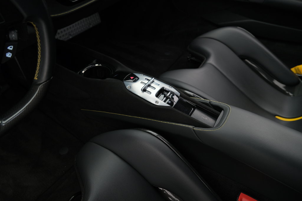 Used 2021 Ferrari SF90 Stradale AWD/4WD image 12