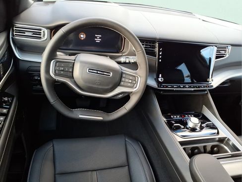 New 2026 Jeep Grand Wagoneer Limited AWD/4WD image 11