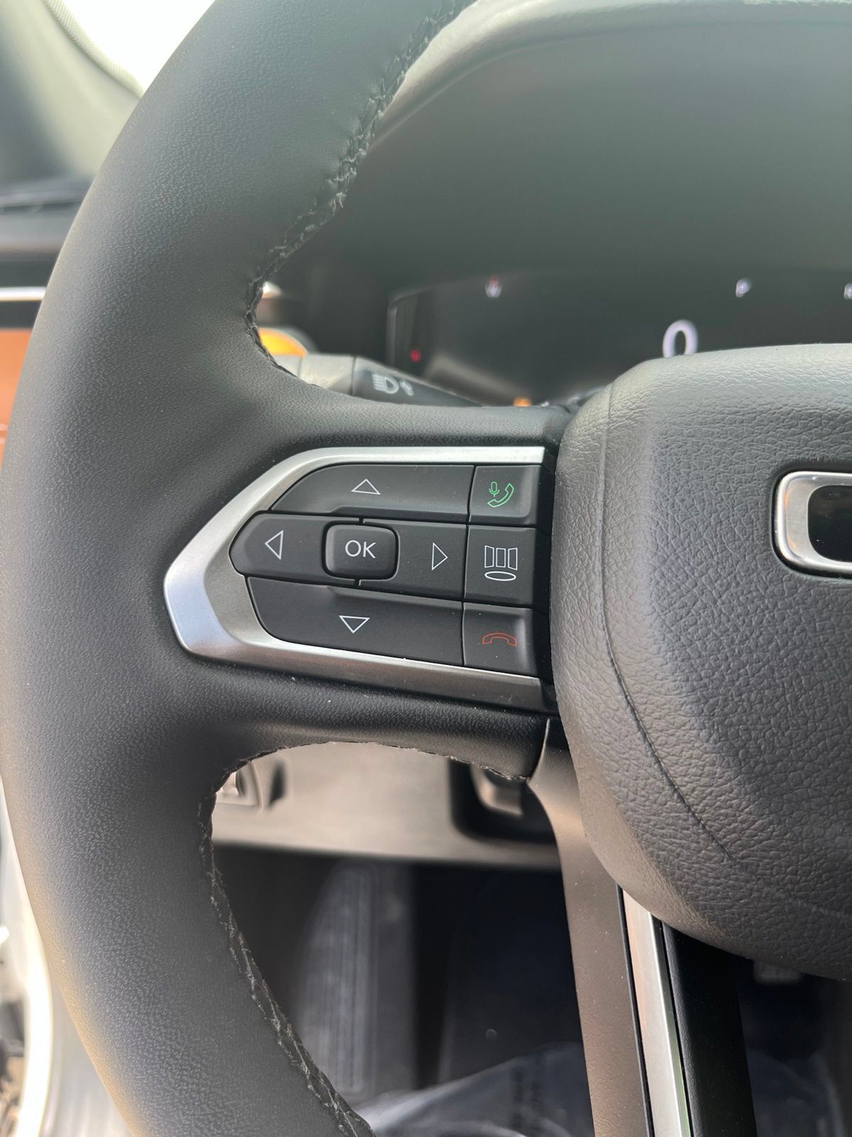 Used 2025 Jeep Compass Limited w/ Elite Group AWD/4WD image 20