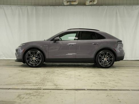 Certified 2025 Porsche Macan Electric RWD image 2
