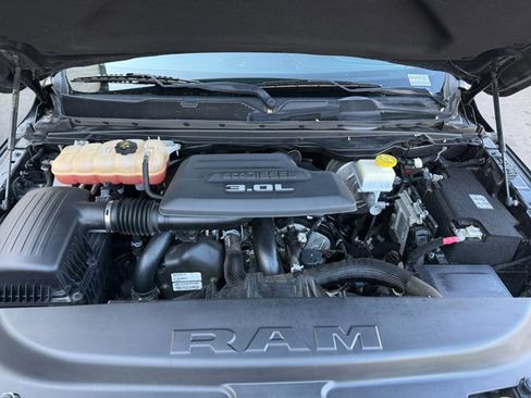 Used 2020 RAM 1500 Limited w/ Advanced Safety Group image 18