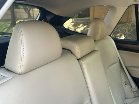 Used 2016 Subaru Outback 2.5i Limited image 21