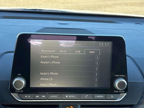 Used 2024 Nissan Altima 2.5 SV image 29