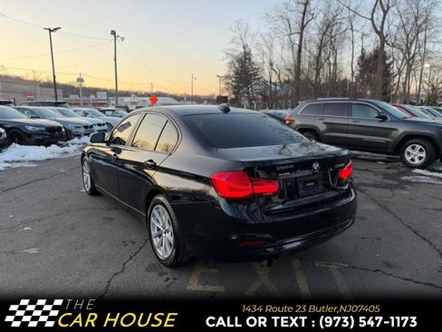 Used 2017 BMW 320i xDrive Sedan image 11