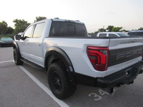 Used 2025 Ford F150 Raptor AWD/4WD image 4
