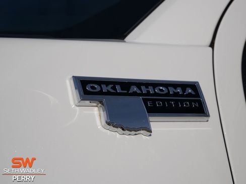 Used 2023 Ford F250 Platinum w/ FX4 Off-Road Package image 7