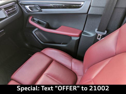 Used 2022 Porsche Macan S image 20