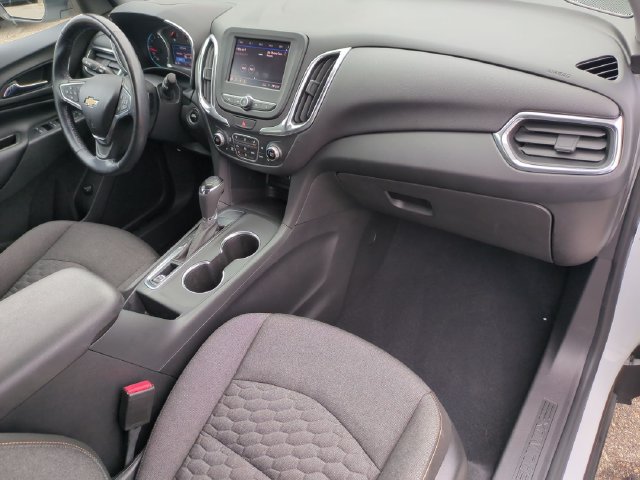 Used 2020 Chevrolet Equinox LT w/ Driver Convenience Package FWD image 19