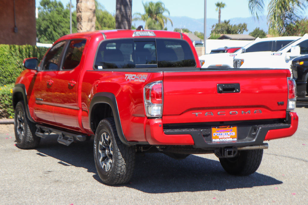 Used 2021 Toyota Tacoma TRD Off-Road w/ Technology Package AWD/4WD image 6