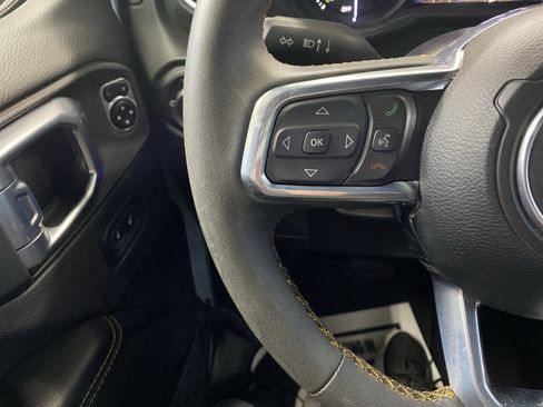 Used 2024 Jeep Wrangler Sahara w/ Technology Group image 20