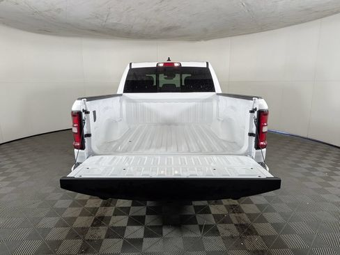 Used 2026 RAM 1500 Big Horn AWD/4WD image 9