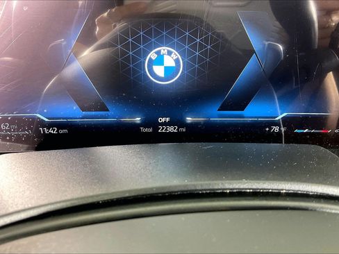 Used 2024 BMW X5 xDrive40i w/ Executive Package AWD/4WD image 18