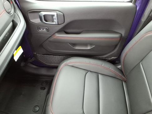 New 2026 Jeep Wrangler Unlimited Rubicon image 30