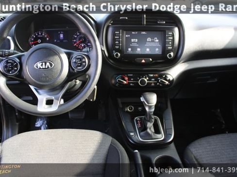 Used 2020 Kia Soul S image 11