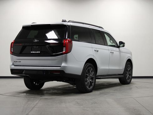 New 2026 Ford Expedition Platinum w/ Stealth Appearance Package image 4