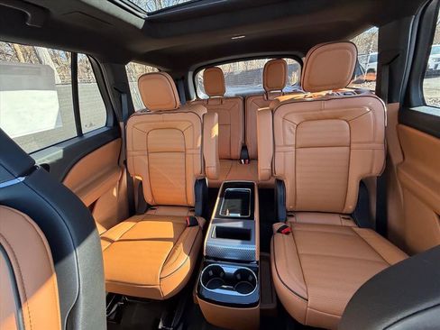 New 2026 Lincoln Aviator Black Label image 38