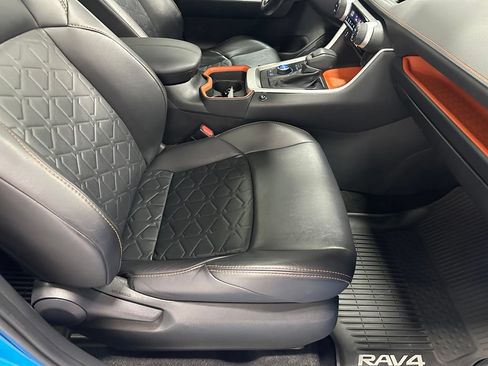 Used 2019 Toyota RAV4 Adventure w/ All Weather Liner Package AWD/4WD image 59