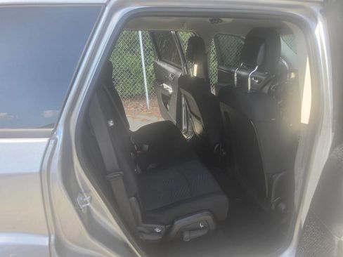 Used 2017 Dodge Journey SXT w/ Premium Group image 8