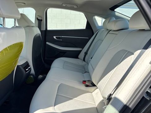 New 2026 Hyundai Sonata SEL FWD image 9