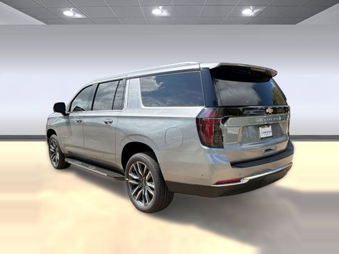 New 2026 Chevrolet Suburban LS w/ LS Custom Edition RWD image 3