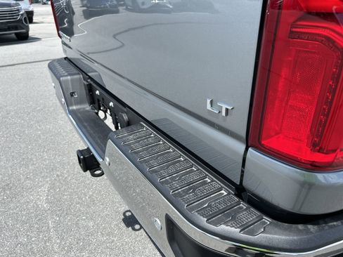 New 2026 Chevrolet Silverado 3500 LT w/ All Star Edition AWD/4WD image 13