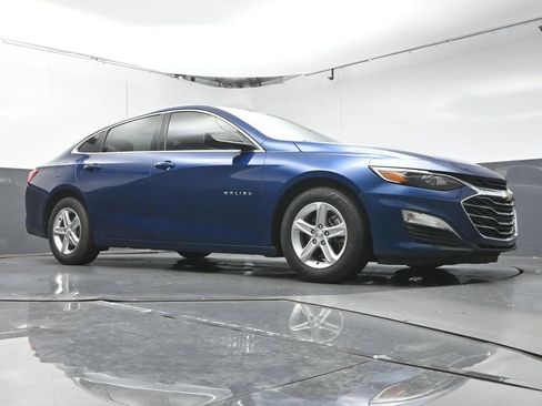 Used 2019 Chevrolet Malibu LS FWD image 35