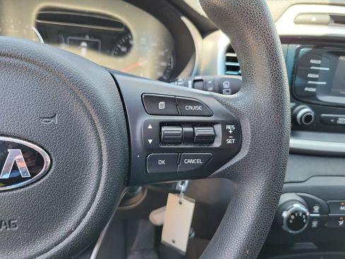 Used 2018 Kia Sorento L FWD image 23