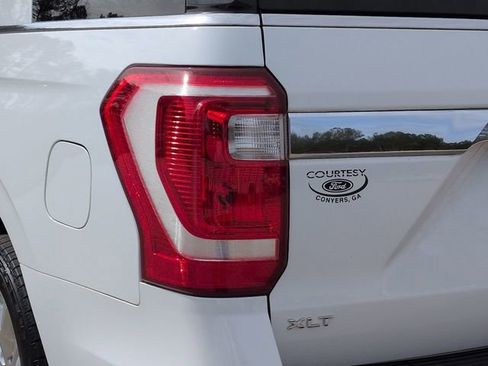 Certified 2021 Ford Expedition XLT image 13