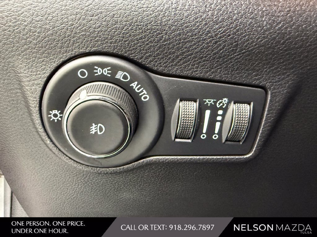 Used 2022 Jeep Compass Latitude AWD/4WD image 24