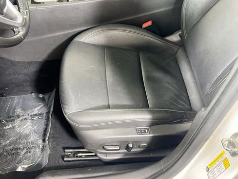 Used 2018 Buick Regal Essence w/ Driver Confidence Package #1 image 20