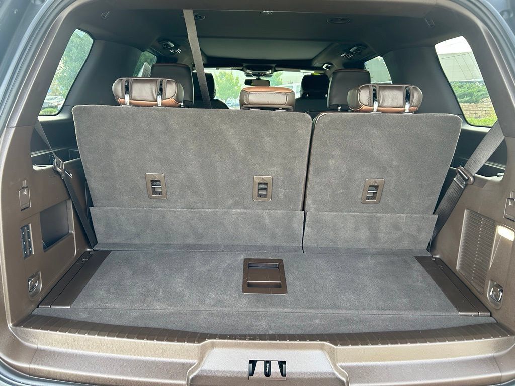 Used 2024 Ford Expedition King Ranch AWD/4WD image 28