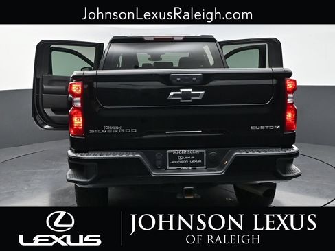 Used 2025 Chevrolet Silverado 2500 Custom w/ Custom Convenience Package AWD/4WD image 25