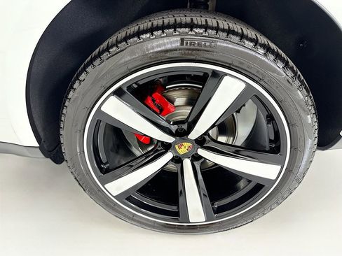 Used 2026 Porsche Macan S AWD/4WD image 30