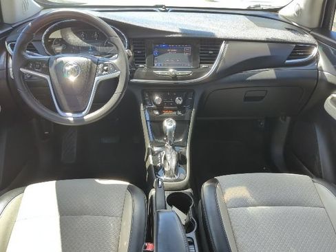 Used 2021 Buick Encore Preferred w/ Safety Package II AWD/4WD image 7